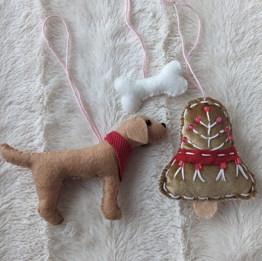 Handmade felt dog Chocolate Brown Labrador retriever Felt Christmas Ornaments